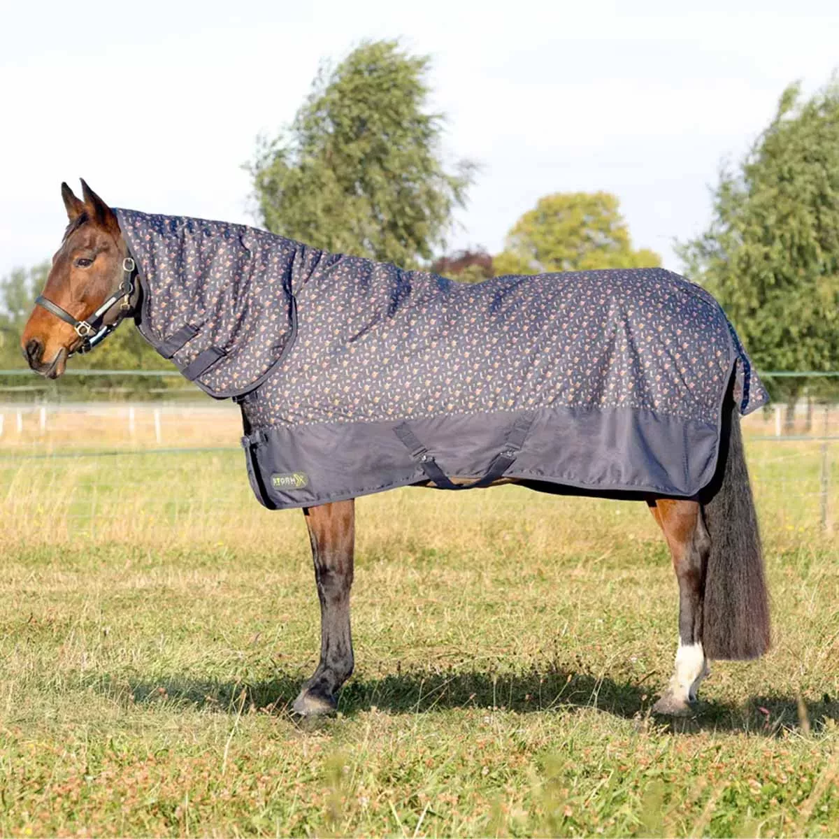 Storm X Original Country 200 Combi Turnout Rug Navy Blue