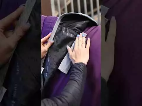 Ventomasta 100g Lightweight Standard Neck Turnout Rug Dark Purple