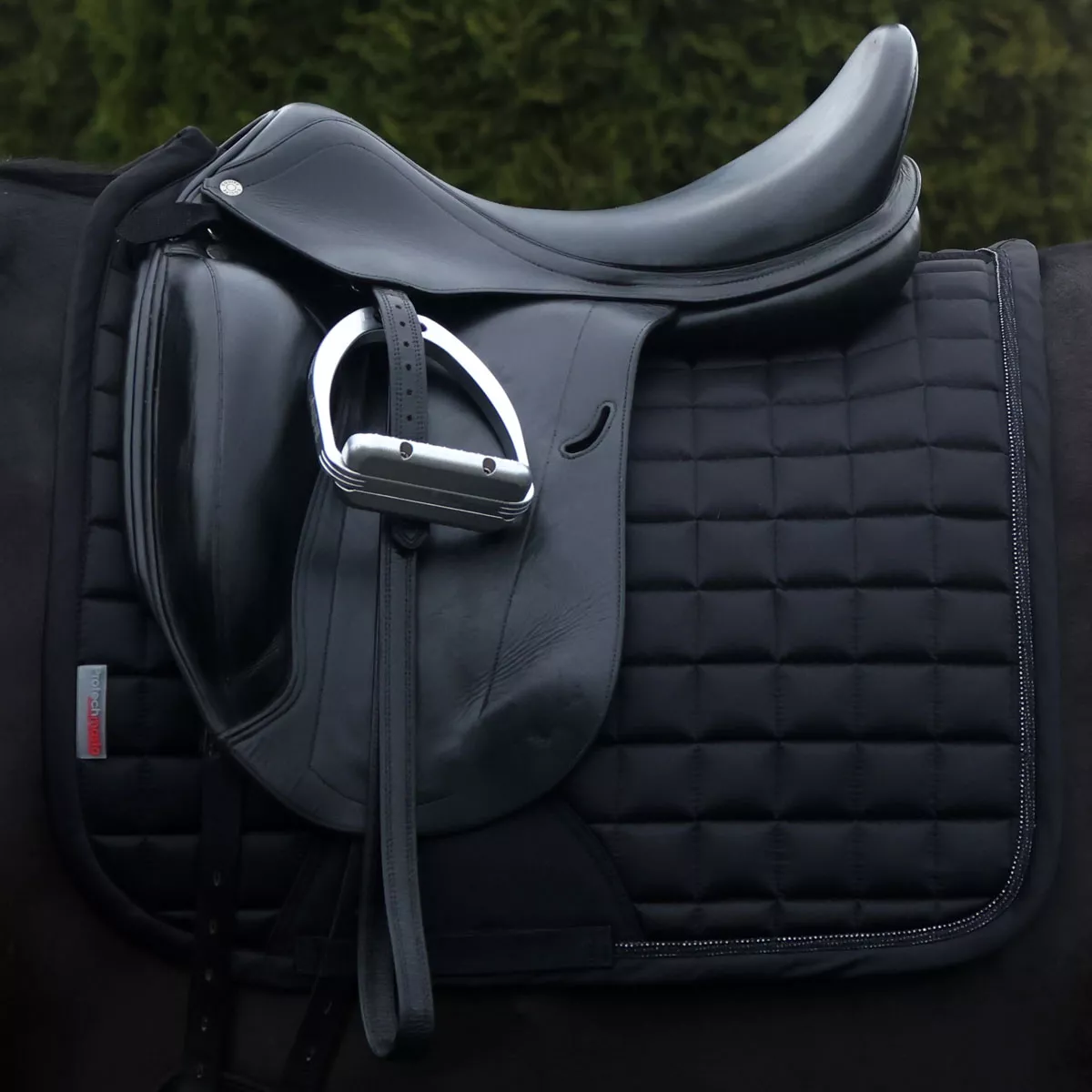 Protechmasta Far Infrared Crystal Dressage Saddle Pad Black