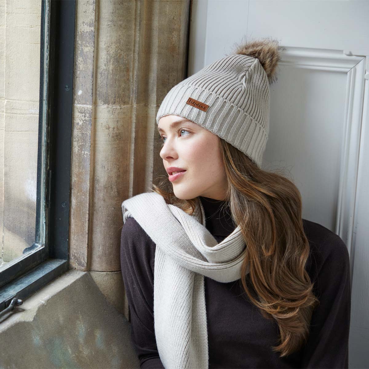Ridgeline Baltic Bobble Hat & Scarf Set Sand
