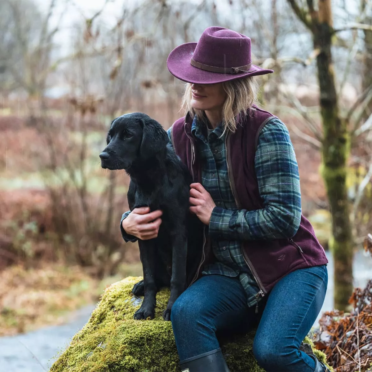 Hoggs Of Fife Stenton Women's Fleece Gilet Merlot